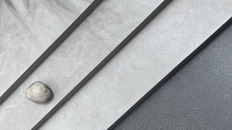 Rustic Tiles vs Sintered Stone How to Choose